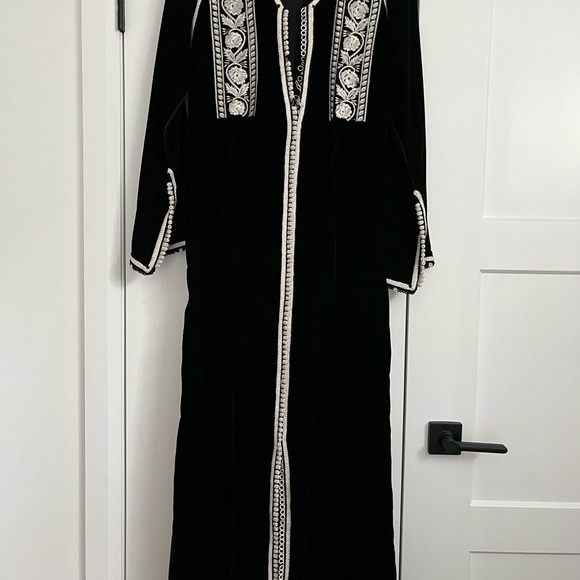 Boho Black velvet tunic/dress, Marrakech. - Picture 4 of 7